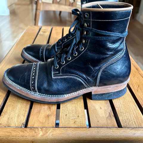 Monroe 19927 in Malayan Black Hand-Dyed Natural Veg Tan