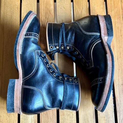 Monroe 19927 in Malayan Black Hand-Dyed Natural Veg Tan