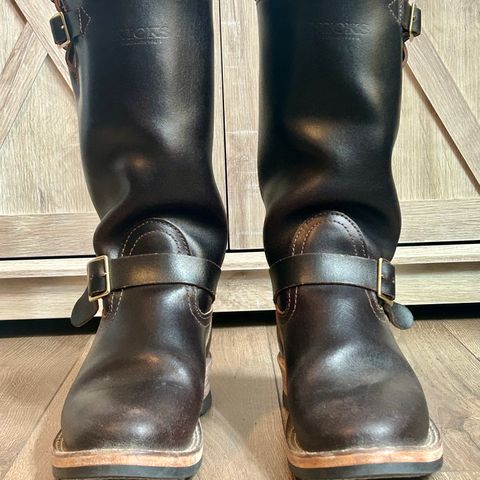 Nicks Renegade in Horween Brown Waxed Flesh