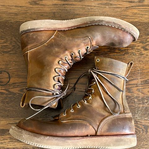 Nicks Traveler in Horween Orange Predator
