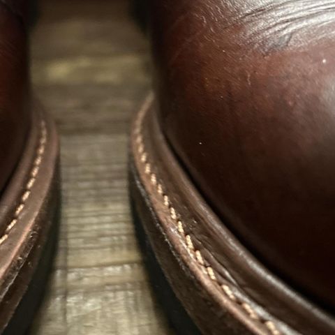 View photo of Red Wing Beckman in S.B. Foot Cigar Featherstone