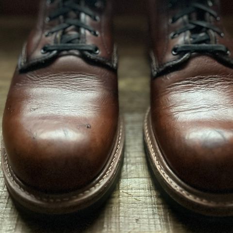 View photo of Red Wing Beckman in S.B. Foot Cigar Featherstone