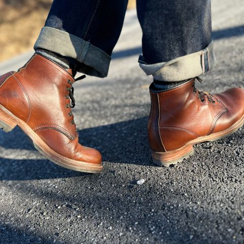 View photo of Red Wing Beckman in S.B. Foot Cigar Featherstone