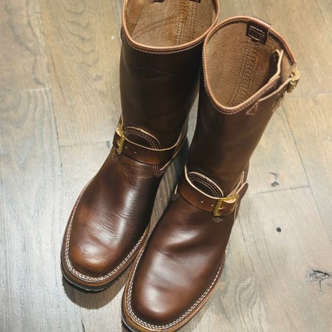 Wesco Mister Lou in Brown horsehide
