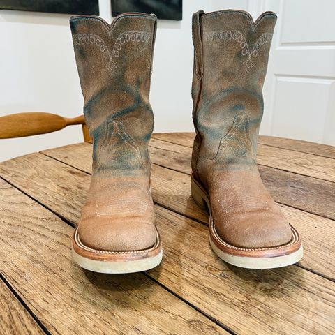 Rios of Mercedes x The Black Bear Brand The Wild West Roughrider in Horween Marine Field Roughout