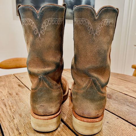 Rios of Mercedes x The Black Bear Brand The Wild West Roughrider in Horween Marine Field Roughout