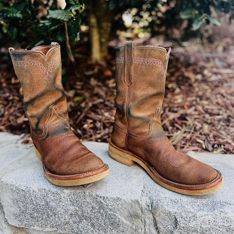 Rios of Mercedes x The Black Bear Brand The Wild West Roughrider in Horween Marine Field Roughout