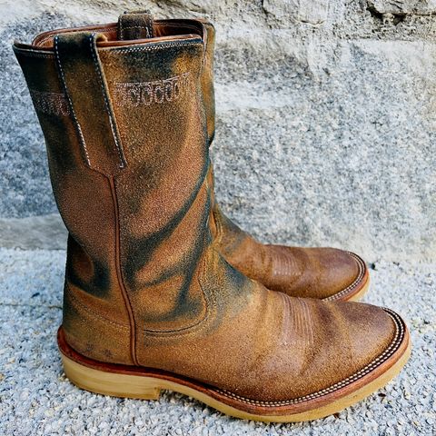 Rios of Mercedes x The Black Bear Brand The Wild West Roughrider in Horween Marine Field Roughout