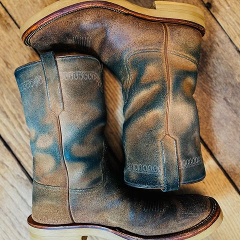 Rios of Mercedes x The Black Bear Brand The Wild West Roughrider in Horween Marine Field Roughout