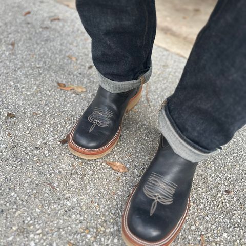 Rios of Mercedes x The Black Bear Brand The Wild West Roughrider in Horween Black Chromexcel Horsehide