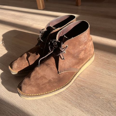 Red Wing Weekender Chukka in chocolate muleskinner