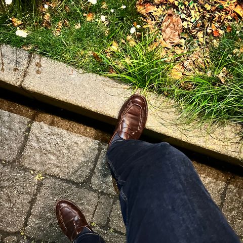 Grant Stone Traveler Penny in Horween Crimson Chromexcel