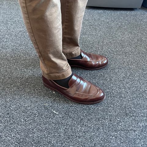 Grant Stone Traveler Penny in Horween Crimson Chromexcel