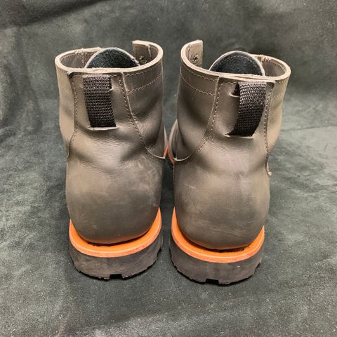 Origin The Coronado Boot in Slate Waxed Pull Up