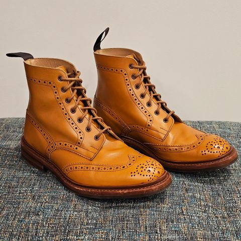 Tricker's Stow Country Boot in Acorn Antique