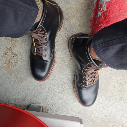 View photo of Red Wing Beckman Flatbox in S.B. Foot Black Klondike