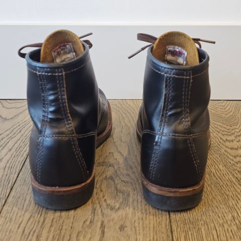 View photo of Red Wing Beckman Flatbox in S.B. Foot Black Klondike