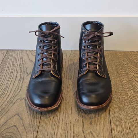 View photo of Red Wing Beckman Flatbox in S.B. Foot Black Klondike