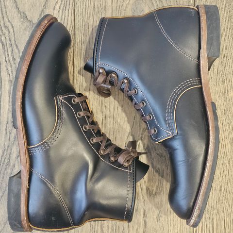 Search result thumbnail of Red Wing Beckman Flatbox in S.B. Foot Black Klondike