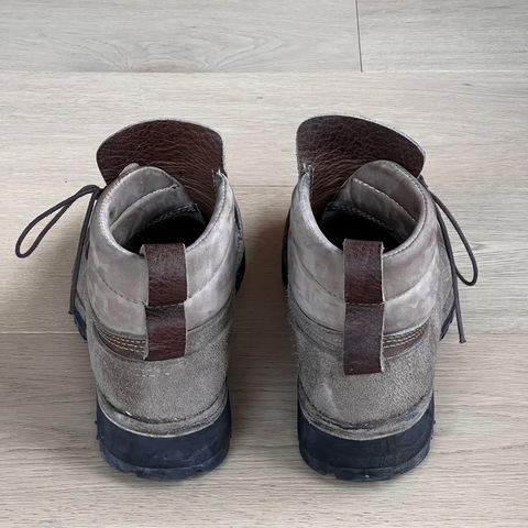 Paris Sun Unlisted Model in C.F. Stead Autumn Spice Waxed Kudu