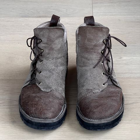 Paris Sun Unlisted Model in C.F. Stead Autumn Spice Waxed Kudu