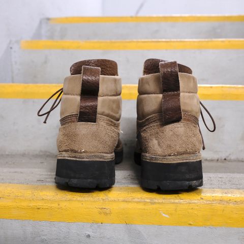 Paris Sun Unlisted Model in C.F. Stead Autumn Spice Waxed Kudu