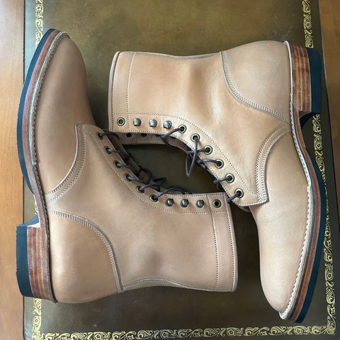 Onderhoud SVC02 Packer Boot in Horween Natural Essex