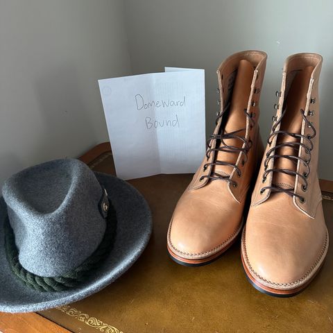 Onderhoud SVC02 Packer Boot in Horween Natural Essex