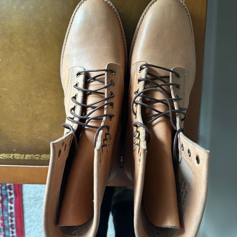 Onderhoud SVC02 Packer Boot in Horween Natural Essex
