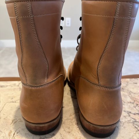 Onderhoud SVC02 Packer Boot in Horween Natural Essex
