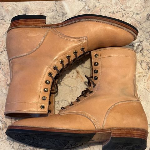 Onderhoud SVC02 Packer Boot in Horween Natural Essex