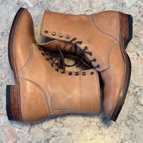 Onderhoud SVC02 Packer Boot in Horween Natural Essex