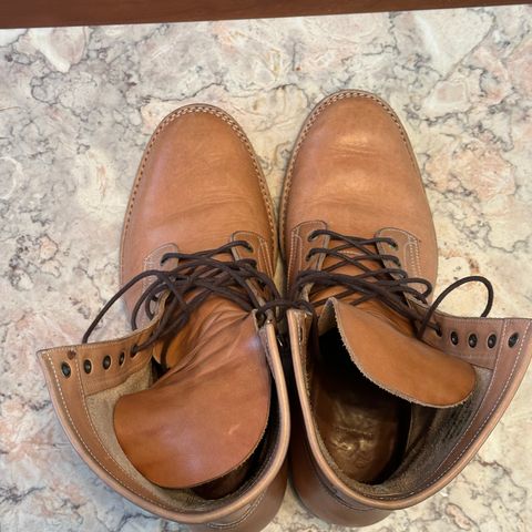 Onderhoud SVC02 Packer Boot in Horween Natural Essex