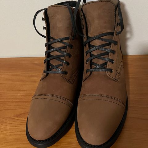 Thursday Captain in Terracotta Full Grain