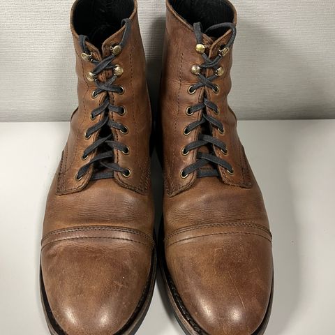 Thursday Captain in Terracotta Full Grain