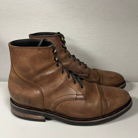 Thursday Captain in Terracotta Full Grain