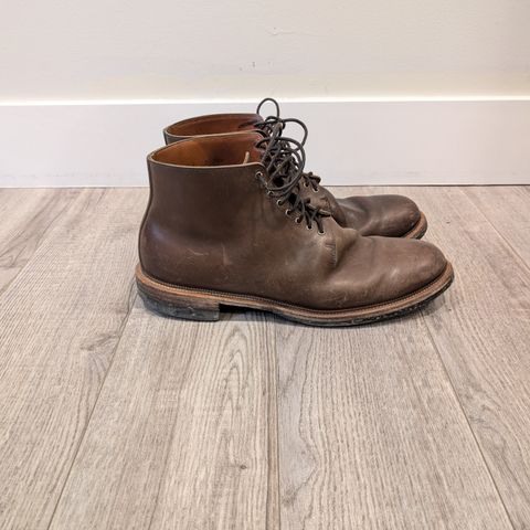 View photo of Viberg Wholecut Derby Boot in Maryam 1071 Horsebutt