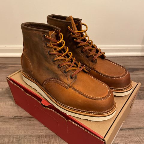 Search result thumbnail of Red Wing 6-Inch Classic Moc in S.B. Foot Copper Rough and Tough