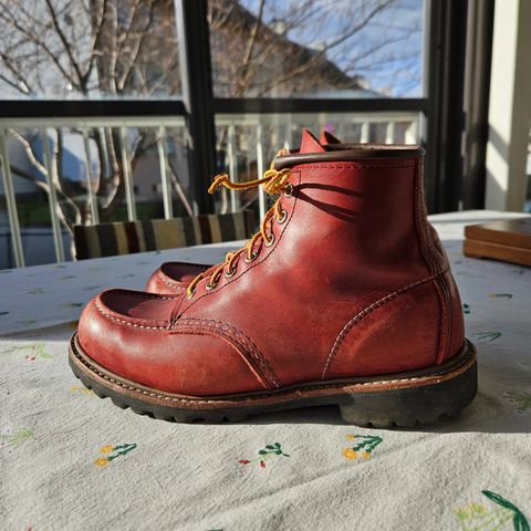 Red Wing 6-Inch Classic Moc in S.B. Foot Oro-Russet Portage