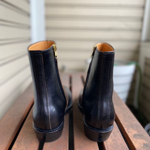 Renav Unlisted Model in Shinki Black Oiled Horsebutt