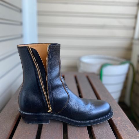 Renav Unlisted Model in Shinki Black Oiled Horsebutt