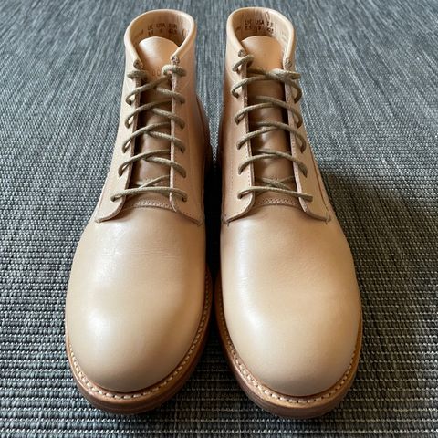 Butts and Shoulders The Classic Boots in Natural Leather