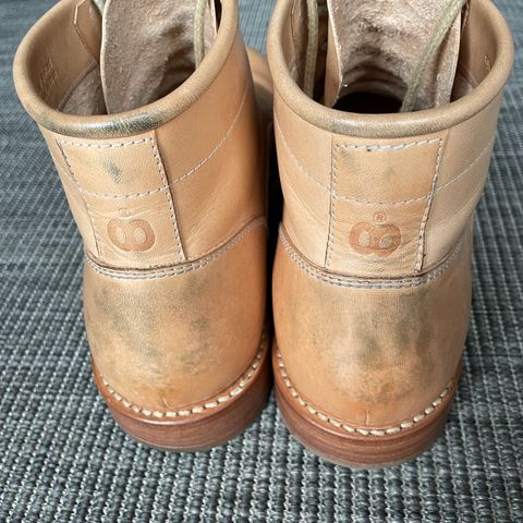 Butts and Shoulders The Classic Boots in Natural Leather