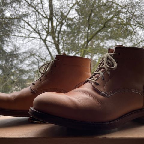 Butts and Shoulders The Classic Boots in Natural Leather