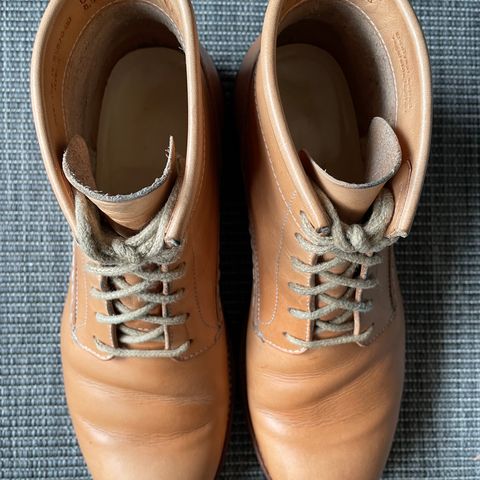 Butts and Shoulders The Classic Boots in Natural Leather