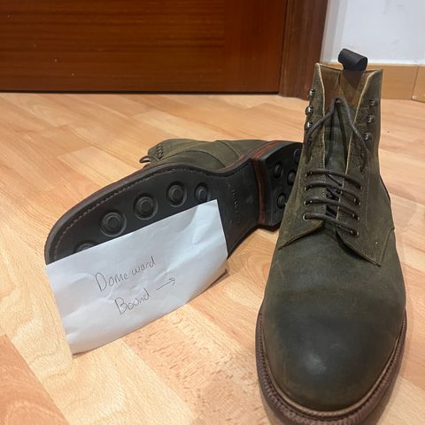 Meermin Service Boot in C.F. Stead Leaf Green Waxy Commander Suede