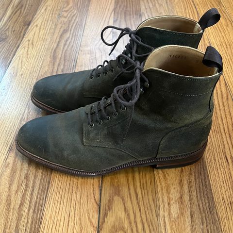 Meermin Service Boot in C.F. Stead Leaf Green Waxy Commander Suede