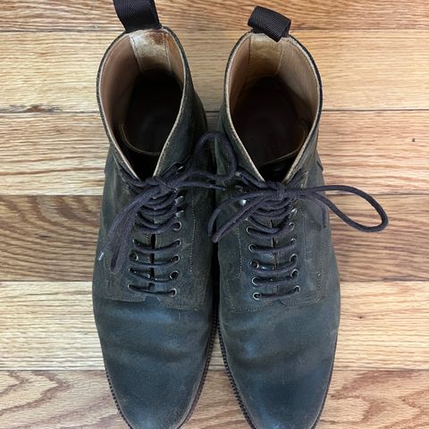 Meermin Service Boot in C.F. Stead Leaf Green Waxy Commander Suede