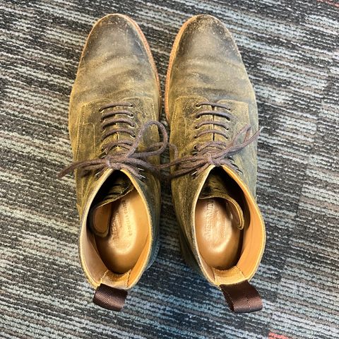 Meermin Service Boot in C.F. Stead Leaf Green Waxy Commander Suede
