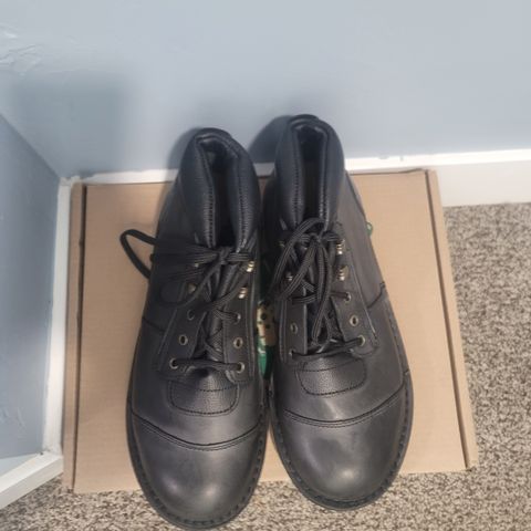 Jim Green African Ranger in Black Full Grain